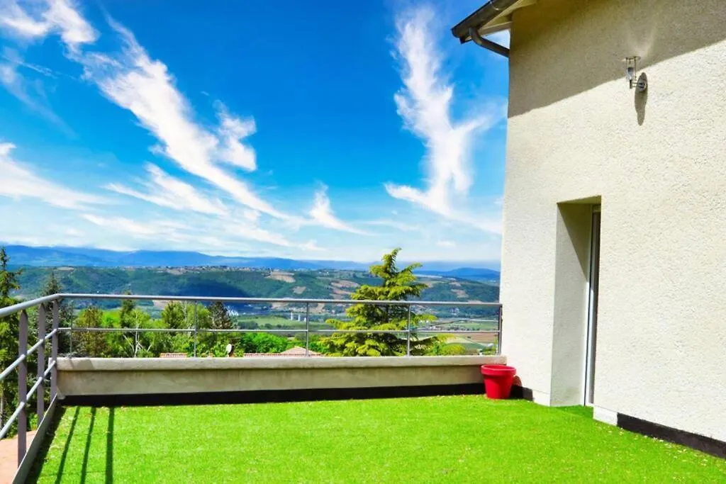 Villa complète au calme avec vue imprenable Beausemblant